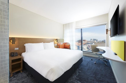 Holiday Inn Express Adelaide City Centre, An IHG Hotel - ACT Tourism 0