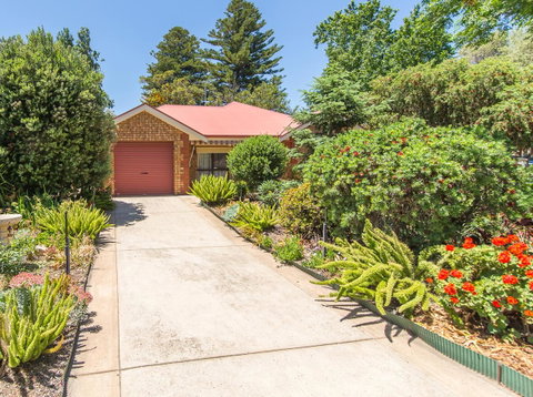 Tanunda\'s Magpie House - ACT Tourism 3