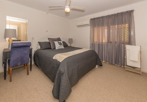 Tanunda\'s Magpie House - ACT Tourism 4