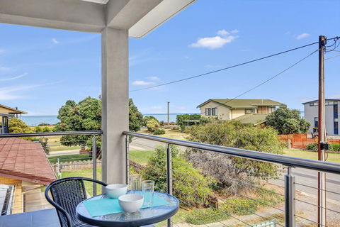 Eastern Breeze - ACT Tourism 22