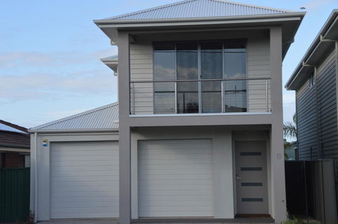 Eastern Breeze - ACT Tourism 5