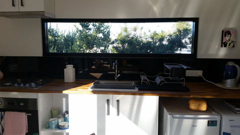 Sinclair Eco House - ACT Tourism 16