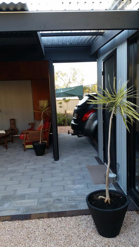 Sinclair Eco House - ACT Tourism 21
