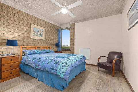 Sun & Surf Aldinga Beach Apartment - ACT Tourism 8