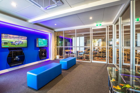 Nightcap At Finsbury Hotel - ACT Tourism 6