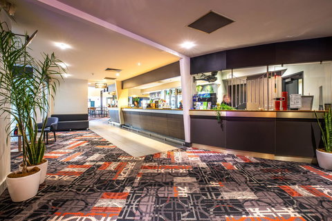 Nightcap At Finsbury Hotel - ACT Tourism 35