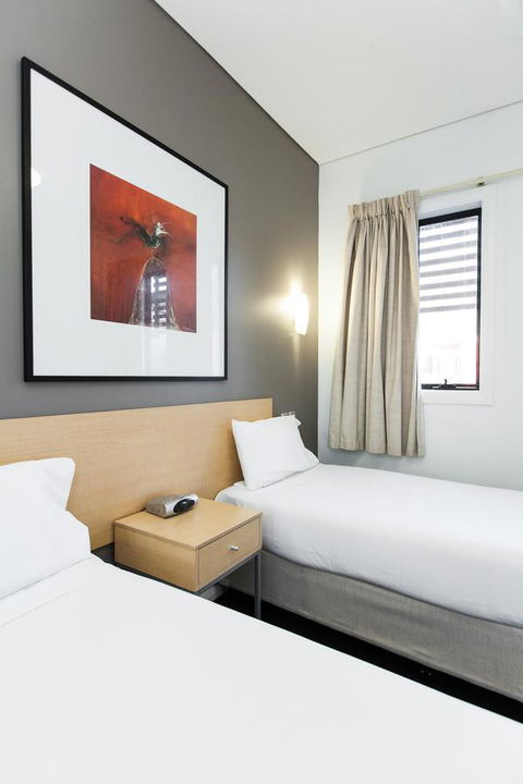 Majestic Oasis Apartments - ACT Tourism 23