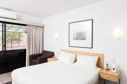 Majestic Oasis Apartments - ACT Tourism 30