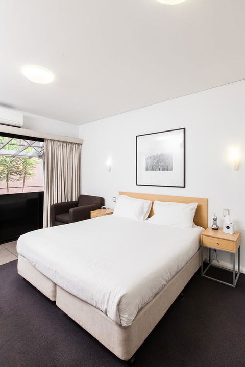 Majestic Oasis Apartments - ACT Tourism 26
