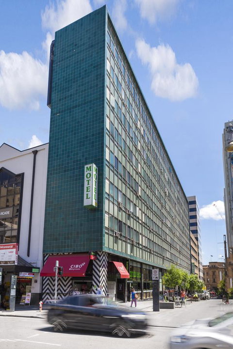 Cosmo On Bank - ACT Tourism 15