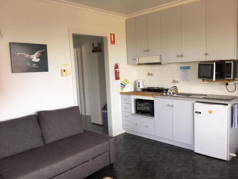 Emu Bay Holiday Homes - ACT Tourism 36