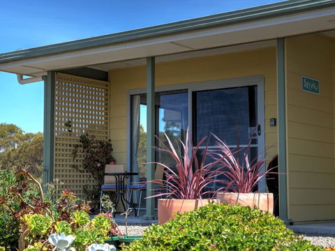 Emu Bay Holiday Homes - ACT Tourism 27