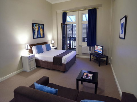 Mansions On Pulteney - ACT Tourism 1