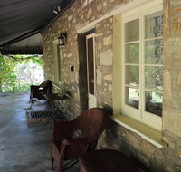 Hillside Cottage - ACT Tourism