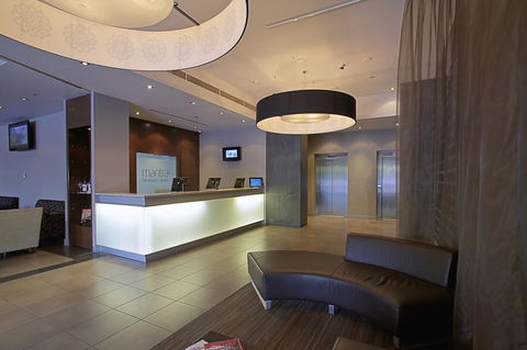 Mantra Hindmarsh Square - ACT Tourism 7
