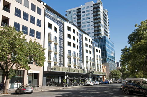 Mantra Hindmarsh Square - ACT Tourism 5