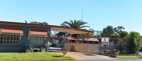 Ardeanal Motel - ACT Tourism 2