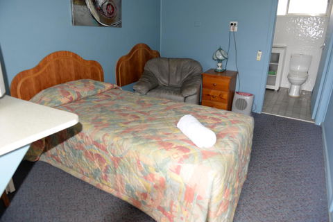 Ardeanal Motel - ACT Tourism 37