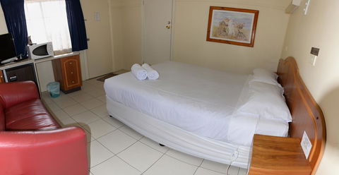 Ardeanal Motel - ACT Tourism 8