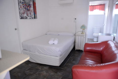 Ardeanal Motel - ACT Tourism 24