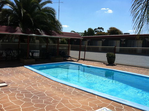 Ardeanal Motel - ACT Tourism 14