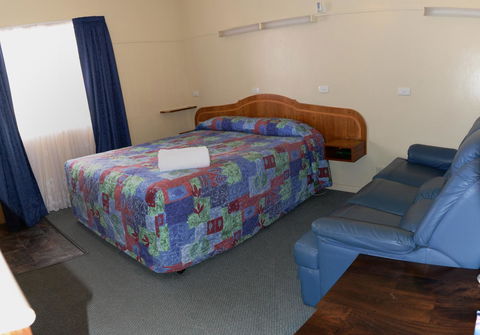 Ardeanal Motel - ACT Tourism 11