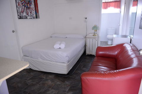 Ardeanal Motel - ACT Tourism 27