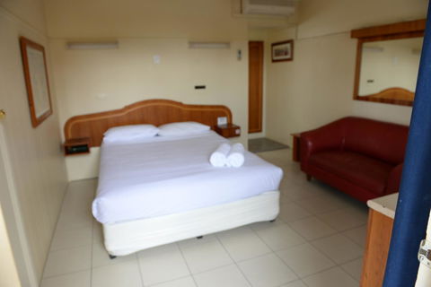 Ardeanal Motel - ACT Tourism 15