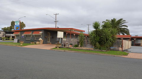 Ardeanal Motel - ACT Tourism 5