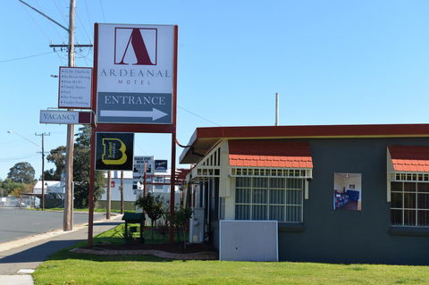 Ardeanal Motel - ACT Tourism 0