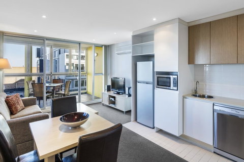IStay Precinct Adelaide - ACT Tourism 16