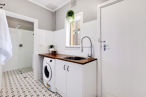 Cute And Cosy - Events, Workers, Getaways - ACT Tourism 11