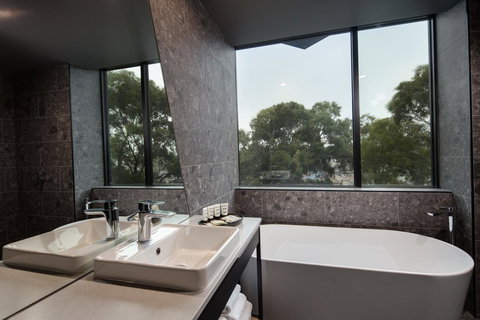 Marion Hotel - ACT Tourism 44