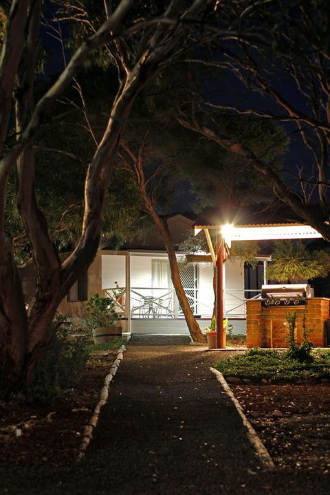 Cape Jervis Holiday Units - ACT Tourism 12