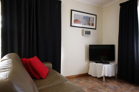 Cape Jervis Holiday Units - ACT Tourism 3