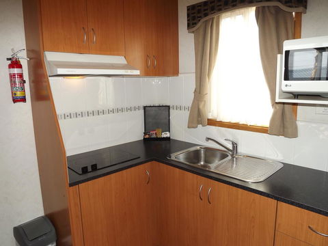 Ceduna Foreshore Caravan Park - ACT Tourism 18