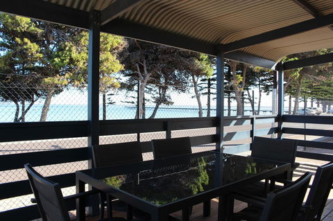 Ceduna Foreshore Caravan Park - ACT Tourism 20