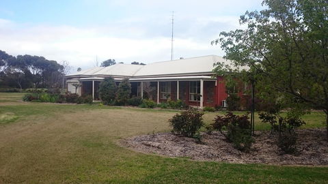 Gaerwood B&B - ACT Tourism 16