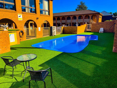 Cumberland Motor Inn - ACT Tourism 2