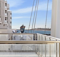 Glenelg Seaside Apartment - ACT Tourism