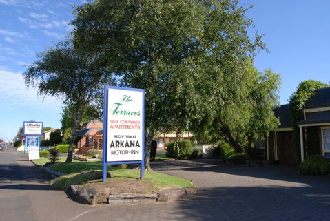Arkana Motor Inn & Terrace Apartments - ACT Tourism 29