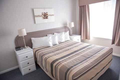 Arkana Motor Inn & Terrace Apartments - ACT Tourism 20