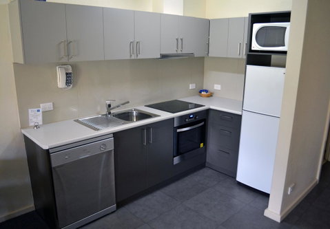 Arkana Motor Inn & Terrace Apartments - ACT Tourism 30