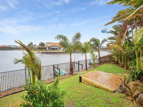 Lakeside - Encounter Bay - ACT Tourism 2