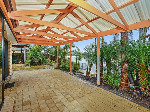 Lakeside - Encounter Bay - ACT Tourism 18