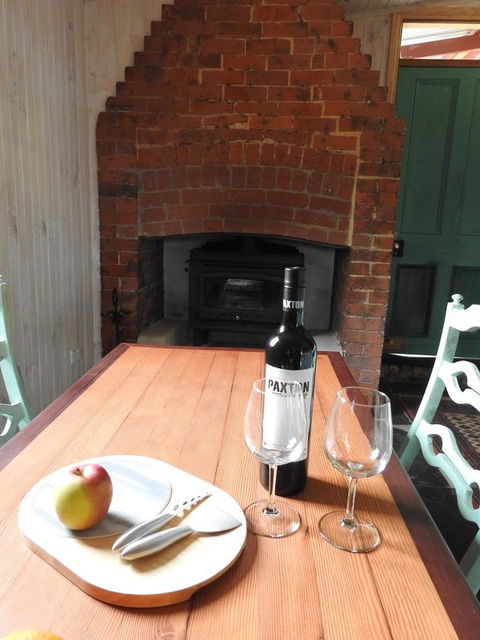 Cooks Cottage - ACT Tourism 2