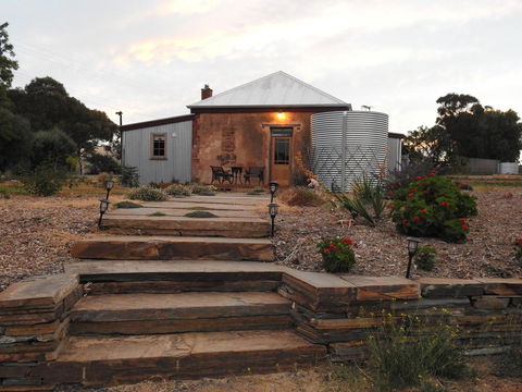 Cooks Cottage - ACT Tourism 0