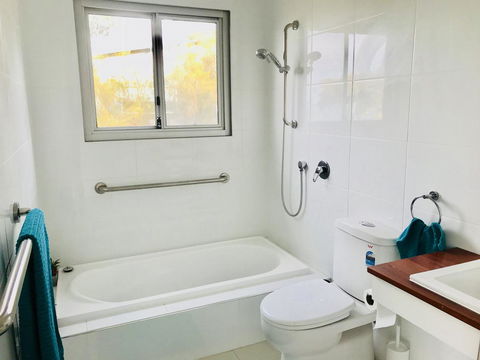Sunrise On Falie Seaview Eco Accommodation - ACT Tourism 30
