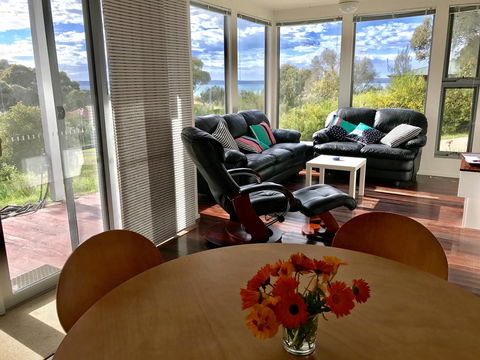 Sunrise On Falie Seaview Eco Accommodation - ACT Tourism 33