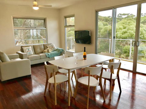 Sunrise On Falie Seaview Eco Accommodation - ACT Tourism 22